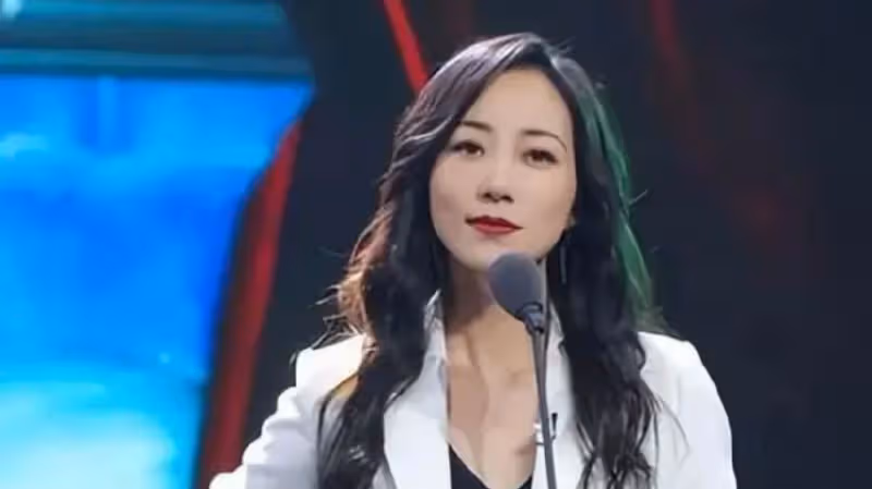 韓雪不再隱瞞，首次公開丈夫的身份，難怪韓雪會嫁給他…