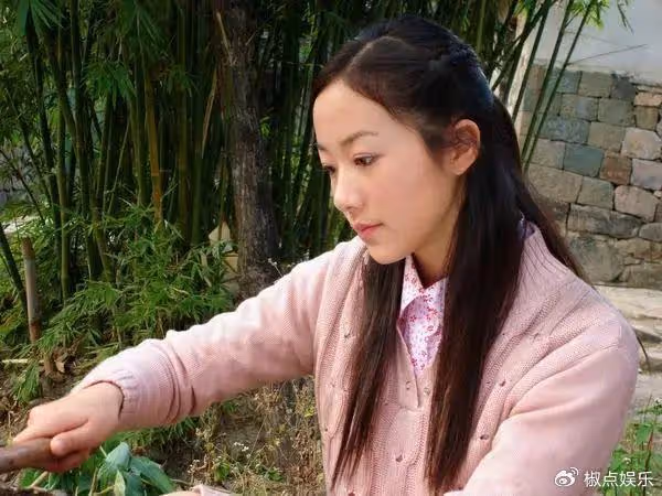 韓雪不再隱瞞,首次公開丈夫的身份,難怪韓雪會嫁給他…