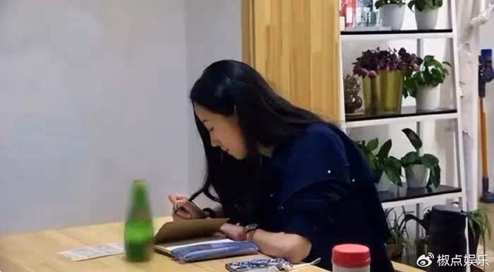 韓雪不再隱瞞,首次公開丈夫的身份,難怪韓雪會嫁給他…