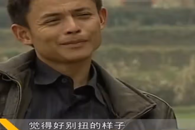 08年，湖南聾啞女孩，卻在婚後被丈夫氣到張口說話，這是咋回事