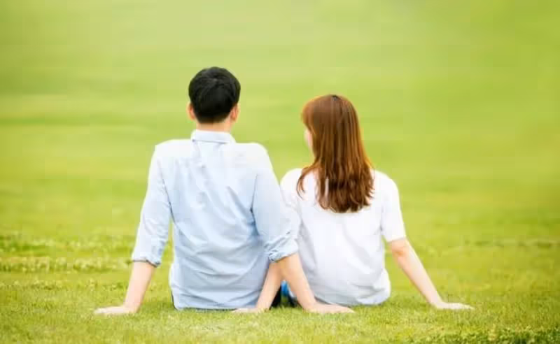 七夕這天,他和表弟的未婚妻見面,沒想到她是他同居3年的前女友