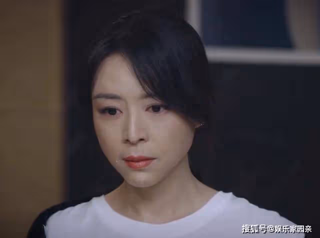 《她的城》謝長江醜惡嘴臉曝光,艾英一招讓其凈身出戶,英沖看傻眼