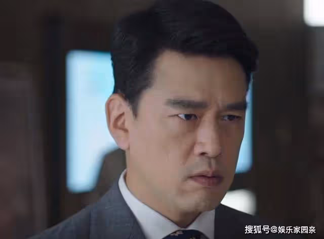 《她的城》謝長江醜惡嘴臉曝光,艾英一招讓其凈身出戶,英沖看傻眼