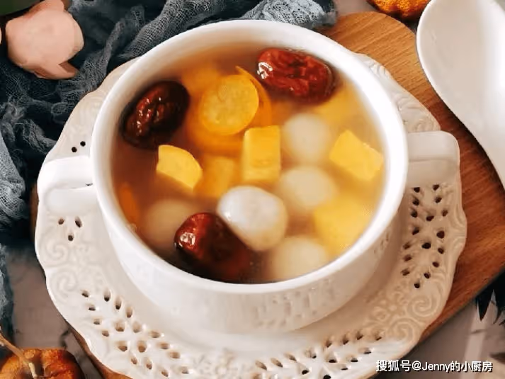 秋季多吃根,身體穩紮根!推薦5道根類家常菜,營養美味老少皆宜