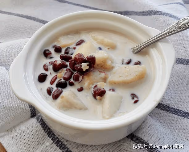 秋季多吃根,身體穩紮根!推薦5道根類家常菜,營養美味老少皆宜