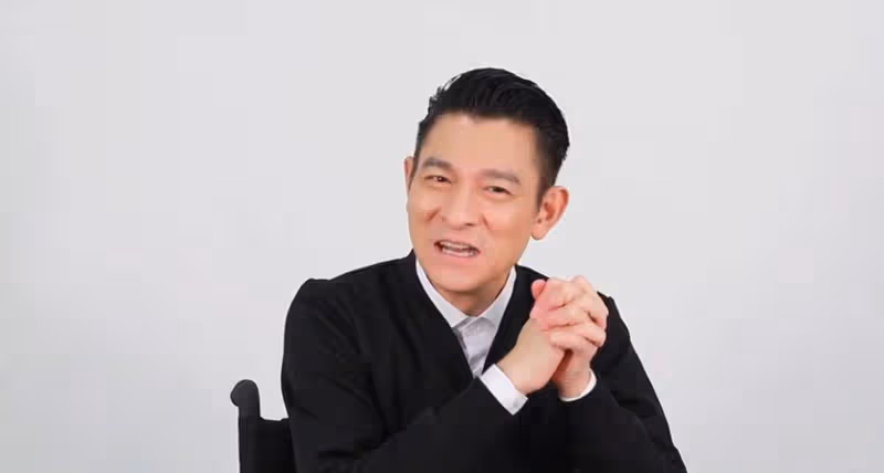 碰瓷劉德華,在香港人人喊打,忘恩負義聲稱與劉德華勢不兩立