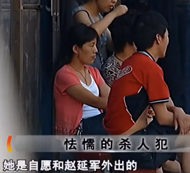 紀實：村霸霸占老漢兒媳，66歲老父提刀怒殺，法院的判決大快人心