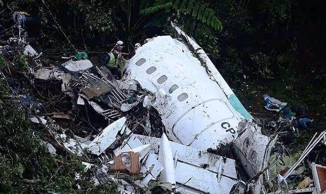 紀實:機長為省6000美元,缺3噸油冒險飛行,最終76名乘客僅活5人