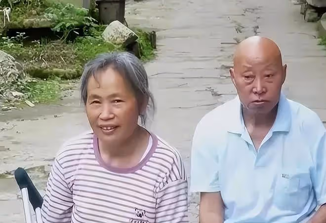 雲南59歲老婦將情人藏在閣樓24年,2011年才被發現,背後故事感人