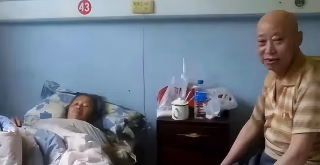 雲南59歲老婦將情人藏在閣樓24年,2011年才被發現,背後故事感人