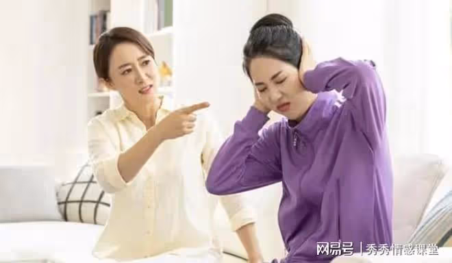 49歲婆婆生二胎,讓兒媳伺候她月子,兒子看了眼孩子跟她斷了關係