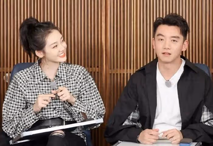 鄭愷女兒上綜藝打碼遭吐槽,小小年紀就吸金引質疑,苗苗未出鏡
