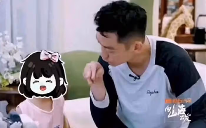 鄭愷女兒上綜藝打碼遭吐槽,小小年紀就吸金引質疑,苗苗未出鏡