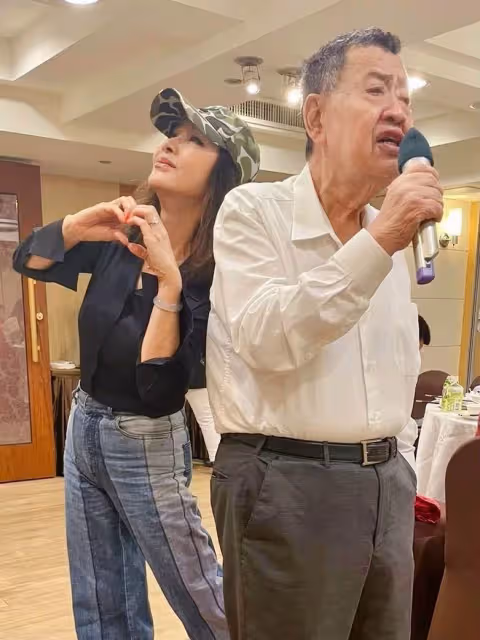 不是爸爸親生!陳美鳳曝嚴父「連裙襬都要管」謝養育恩 「人生首棟房送他」甘願兩家來回跑