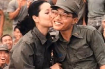 當年他曾獲鄧麗君香吻,被封史上最幸運國軍,35年後現在的他近況曝光