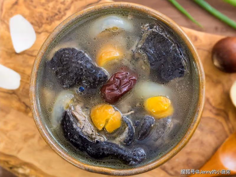 秋天,少吃涼多喝湯!推薦5道營養湯,滋補強免疫,常喝身體好