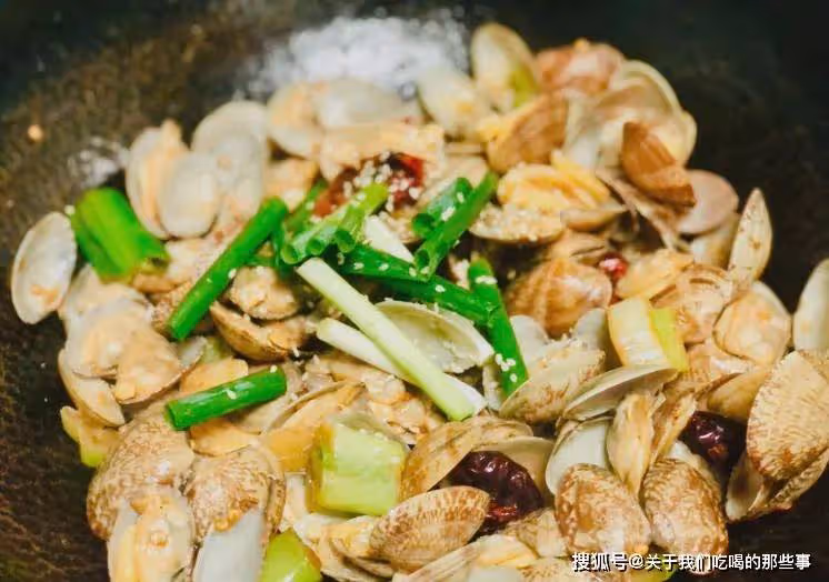 入秋海鮮正當季，要吃「秋4鮮」，鮮嫩肥美好吃不貴，人人吃得起