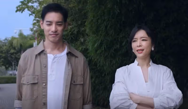 她的城:謝長江入獄十年,艾英恢復清白,帶孩子出國生活