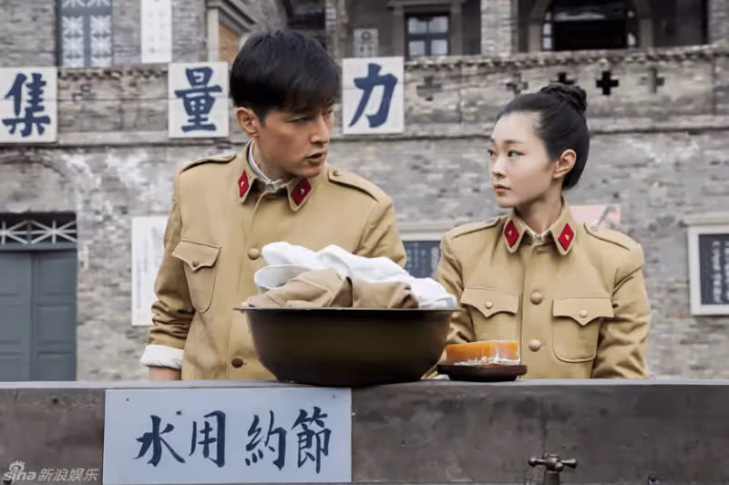 好傢夥,央視《蜂巢》首播就差評一片,觀眾的差評理由都出奇一致