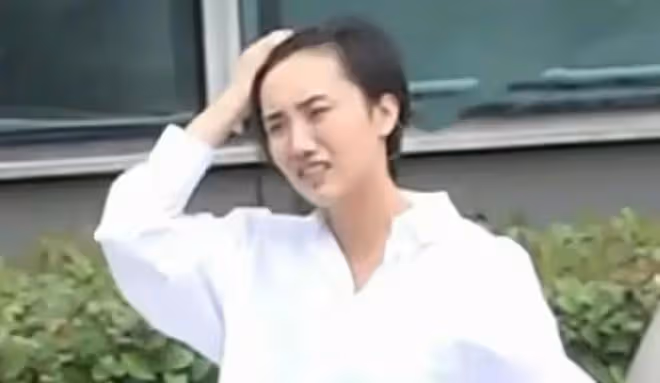 胡歌回應不拍戲言論,直言自己底色和外表不同,內心時常糾結掙扎