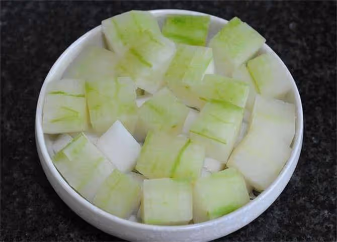 冬瓜最好吃的做法,放鍋里簡單蒸一蒸,清爽不油膩,好吃又營養