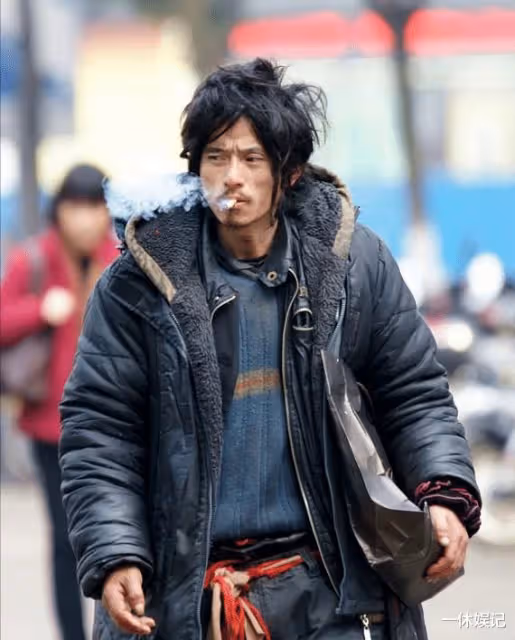 47歲「犀利哥」現狀:一張照片火遍全球,繁華落盡,略顯淒涼
