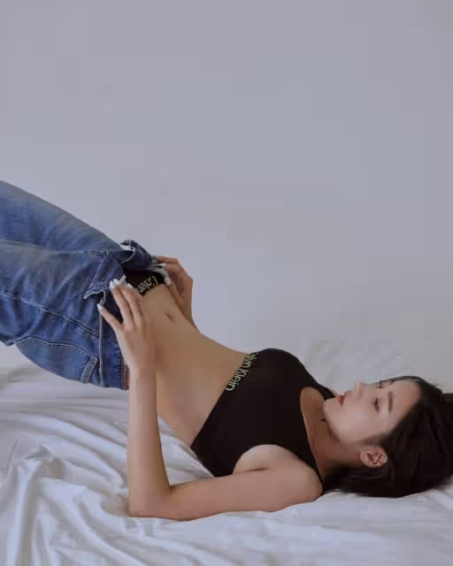 她的CK畫報熱傳,甚至被韓網友拿出和Jennie比較,看起來都很完美