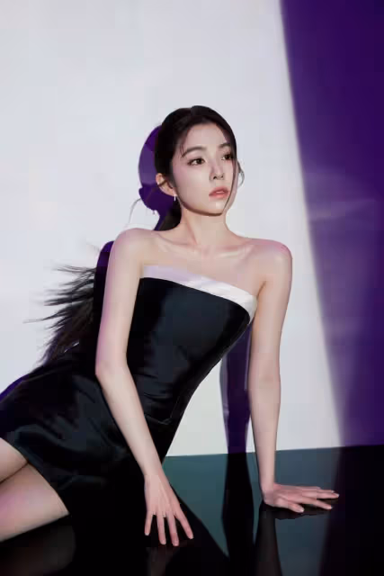 售罄！她時隔三年，再次證明影響力，網友：歡迎回歸CF QUEEN