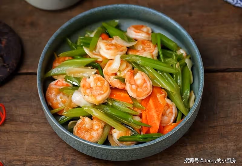 秋天乾燥易便秘,多給家人吃這5種蔬菜,潤腸通便,還滋補不上火