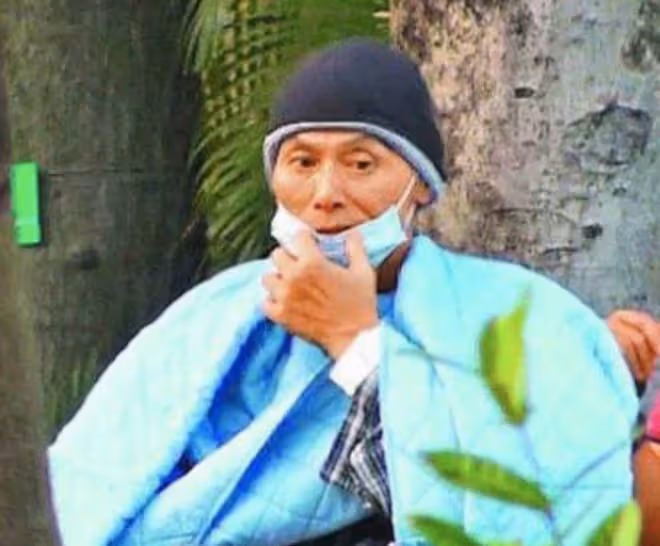 老戲骨劉家輝慶68歲生日,豎大拇指精神矍鑠,晚年中風仍樂觀
