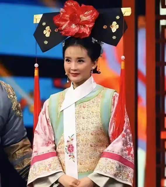 闊太掉隊?王艷直播帶貨步董潔後塵,王艷能否扛得住?