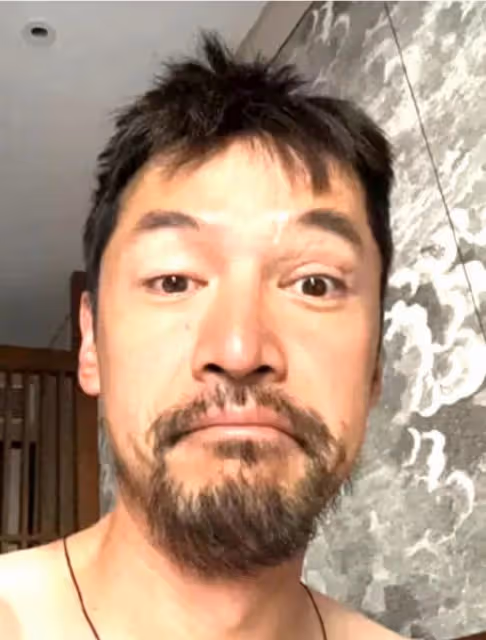 「胡歌微博發聲:未來五年不拍戲?背後隱藏的故事惹人猜想!「