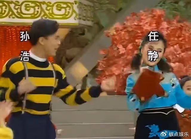 他,26歲上春晚走紅,得罪楊坤20年不說話,55歲至今未婚