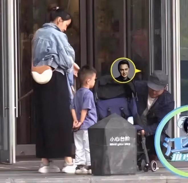 明道二胎女兒出生，官宣自己喜得愛女，抱著寶寶入睡一臉的寵愛