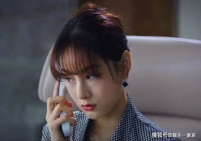 《她的城》謝長江獄中自殺，遺物曝光羅芊芊上位秘密，艾英直呼太噁心