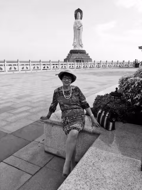 吳勝明:老公娶保姆,獨女自殺,坐牢18年掃廁所,70歲賺到千萬