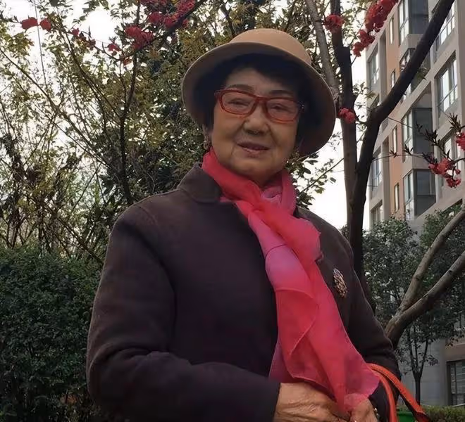 吳勝明:老公娶保姆,獨女自殺,坐牢18年掃廁所,70歲賺到千萬