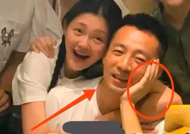 大S懷孕的傳聞,具俊曄否認了,可大S女兒和經紀人的做法讓人困惑