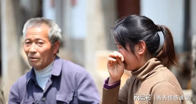 65歲大爺住150平的大房子,退休金7000,卻選擇結束自己的生命