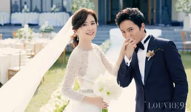 李寶英曬池晟為自己畫的肖像畫,結婚10周年將合體為粉絲戀愛咨商