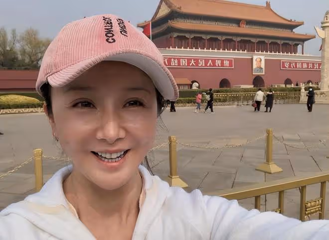 孫菲菲實名舉報導演,遭到劇組暴力毆打暗算,打人者至今沒被抓