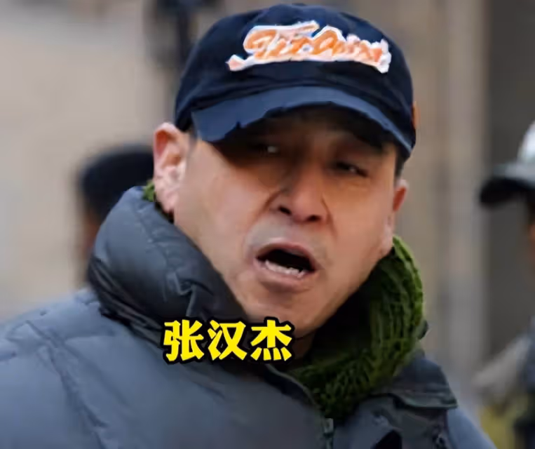 三個男人把她打到鼻子變形再一起坐在她身上,張藝謀把人害慘了