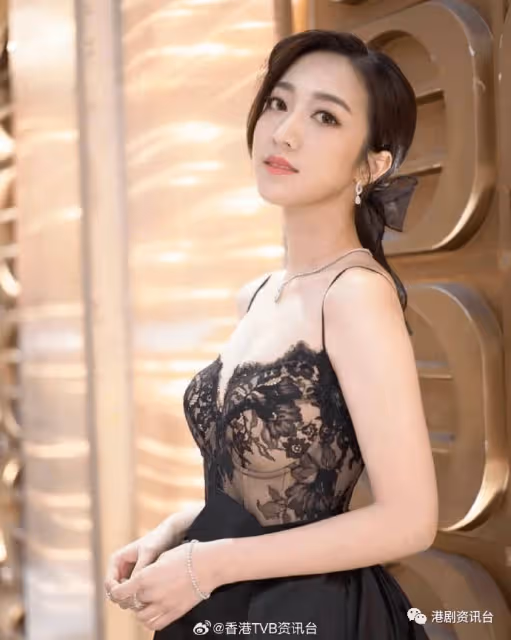 29歲TVB小花愛情事業兩得意！與男友廣州看展被拍很甜蜜