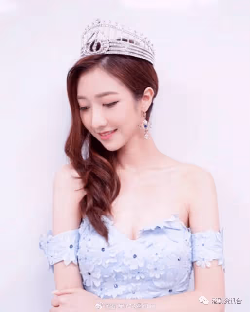 29歲TVB小花愛情事業兩得意！與男友廣州看展被拍很甜蜜