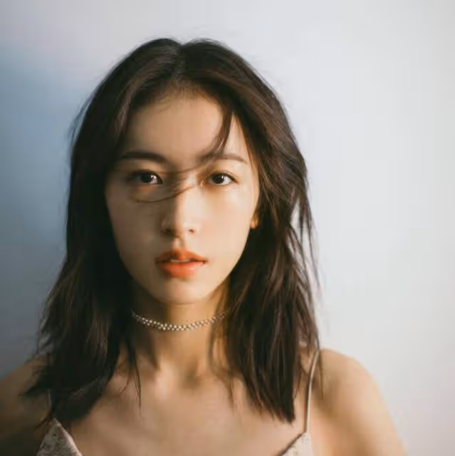 和肖戰傳緋聞,和吳磊拍新劇,哪個女孩不想成為周雨彤?