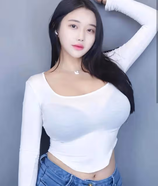 自信穿搭顯瘦顯高——微胖女性緊身穿衣技巧