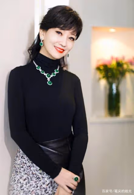 趙雅芝開出鏡慶68歲生日,現場連線葉童,兩大女神同框引回憶殺