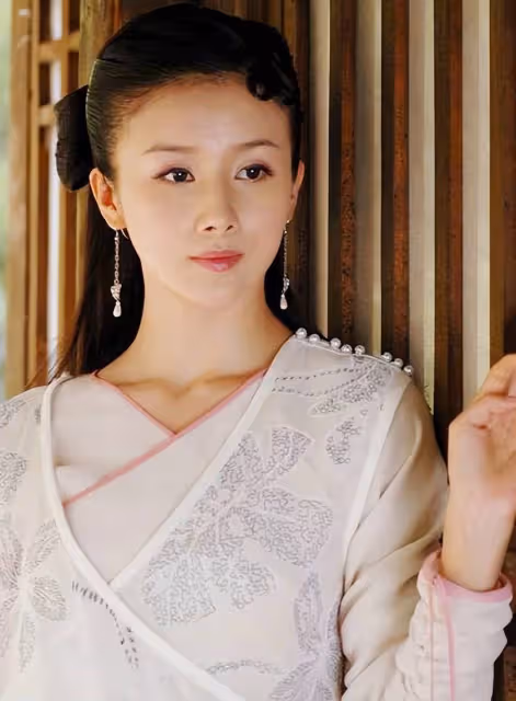 孫菲菲事件牽出《神鵰俠侶》大瓜,劉亦菲搶「小龍女」不講武德