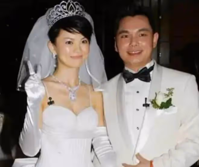 47歲李湘退休了!以後專注女兒家人,中年離婚帶娃太幸福
