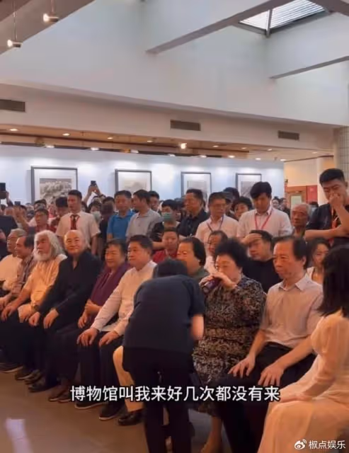 陳麗華辦晚宴大咖雲集!走路踉蹌引擔憂,唐僧地位不夠挨張紀中坐
